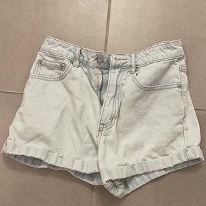 Light wash denim shorts